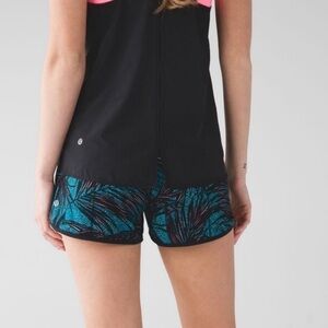 Lululemon Speed Up Low Rise Palm Lace Tofino Shorts 4